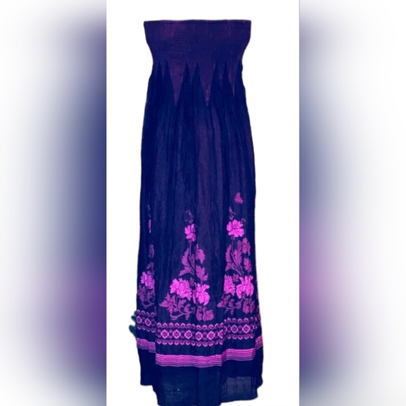Source Unknown Dresses & Skirts - Romantic Strapless Dress NWOT